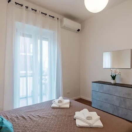 Apartment Essenza Moderna Ospedale E Comodita *